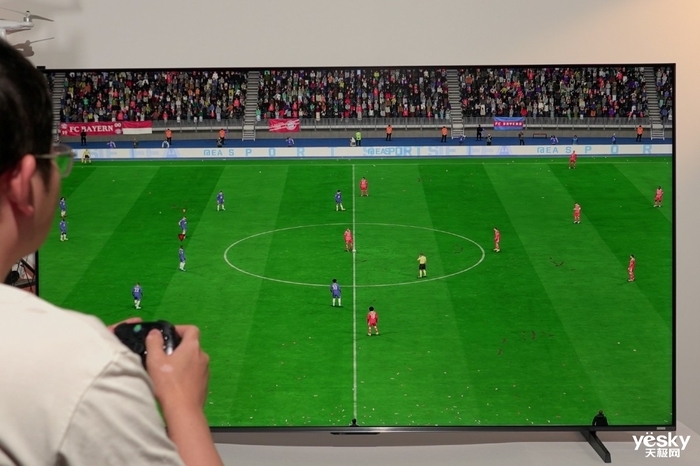 海信小墨E5Q Pro评测:AI赋能画质与体验升级,客厅秒变世俱杯赛场