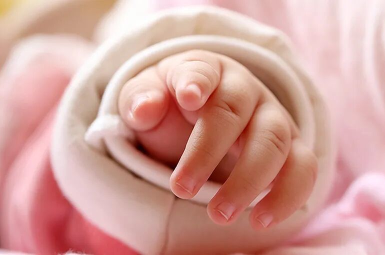 “生娃不花钱”明年落地,国家医保局连发五文