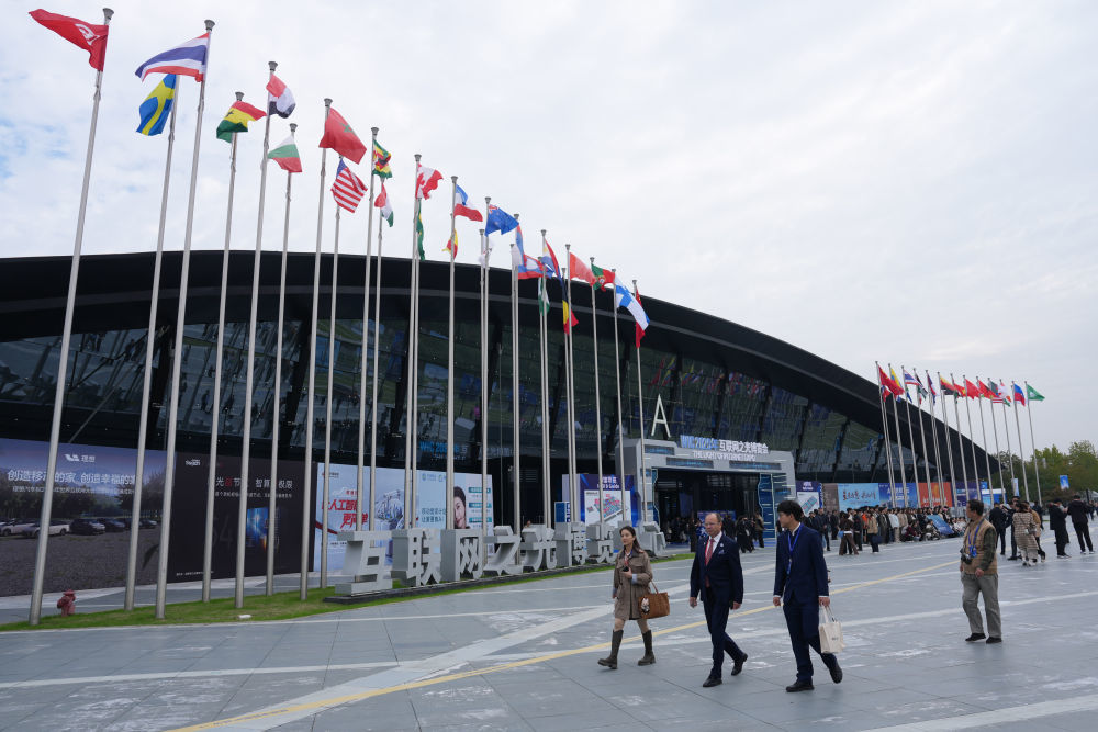 ↑ 11月6日拍摄的2025年世界互联网大会“互联网之光”博览会现场。新华社记者 黄宗治 摄