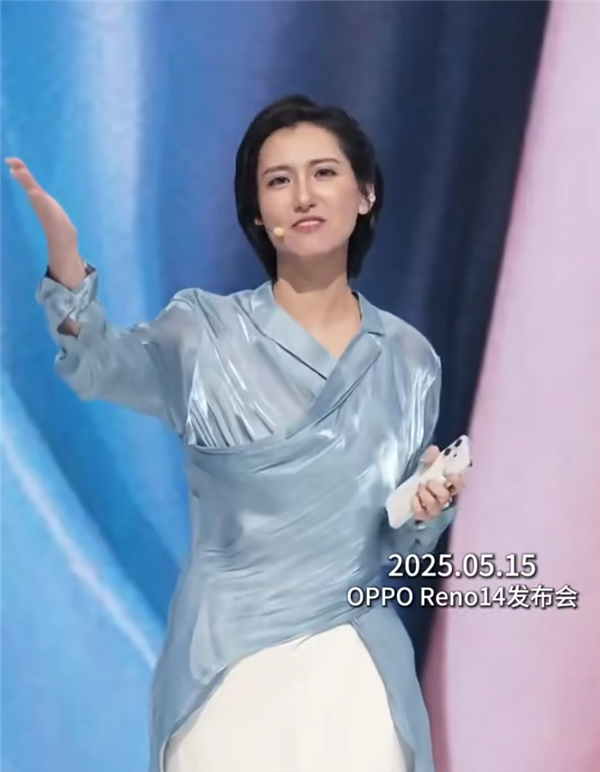 OPPO美女产品经理Monica宣布辞职 曾在发布会上演高跟鞋暴踩新机名场面