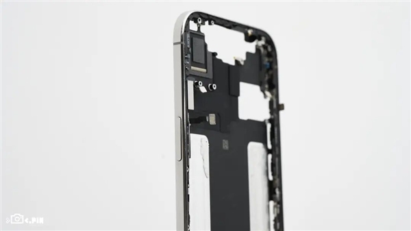 拆完iPhone Air后 我觉得苹果还有牙膏能挤