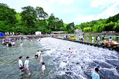 “花样”避暑游，邂逅一夏清凉