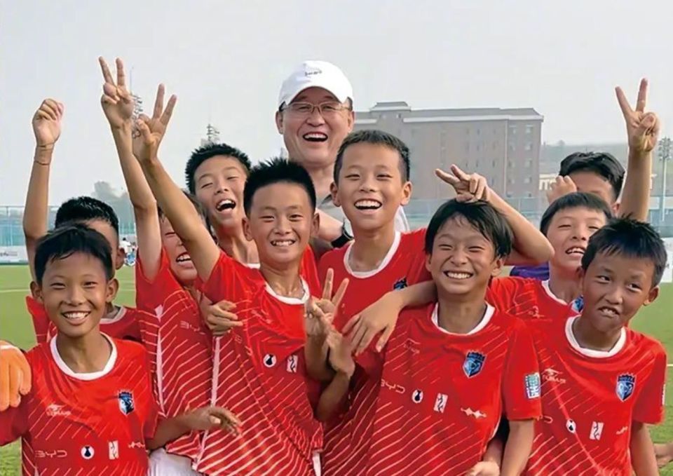 名记再批孙继海：你有啥权力不让孩子走 你若赢了中国足球就完了_名记再批孙继海：你有啥权力不让孩子走 你若赢了中国足球就完了_