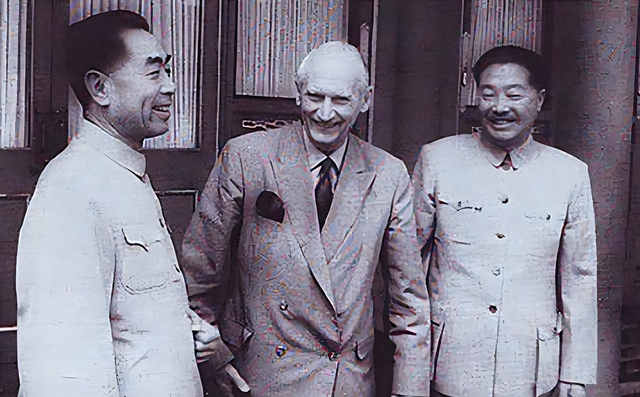 1961年，英国元帅嘲笑我军女少将，熊向晖失言，周恩来罕见发火