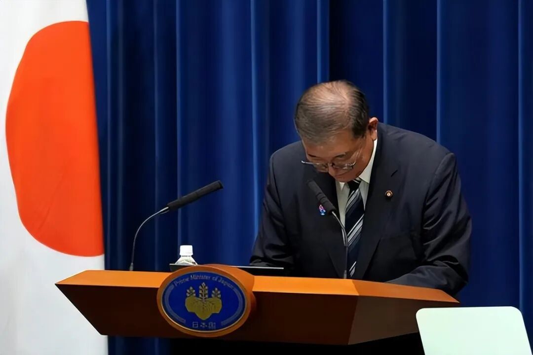 ◆9月7日,石破茂在首相官邸召开记者会,宣布将辞去自民党总裁一职。