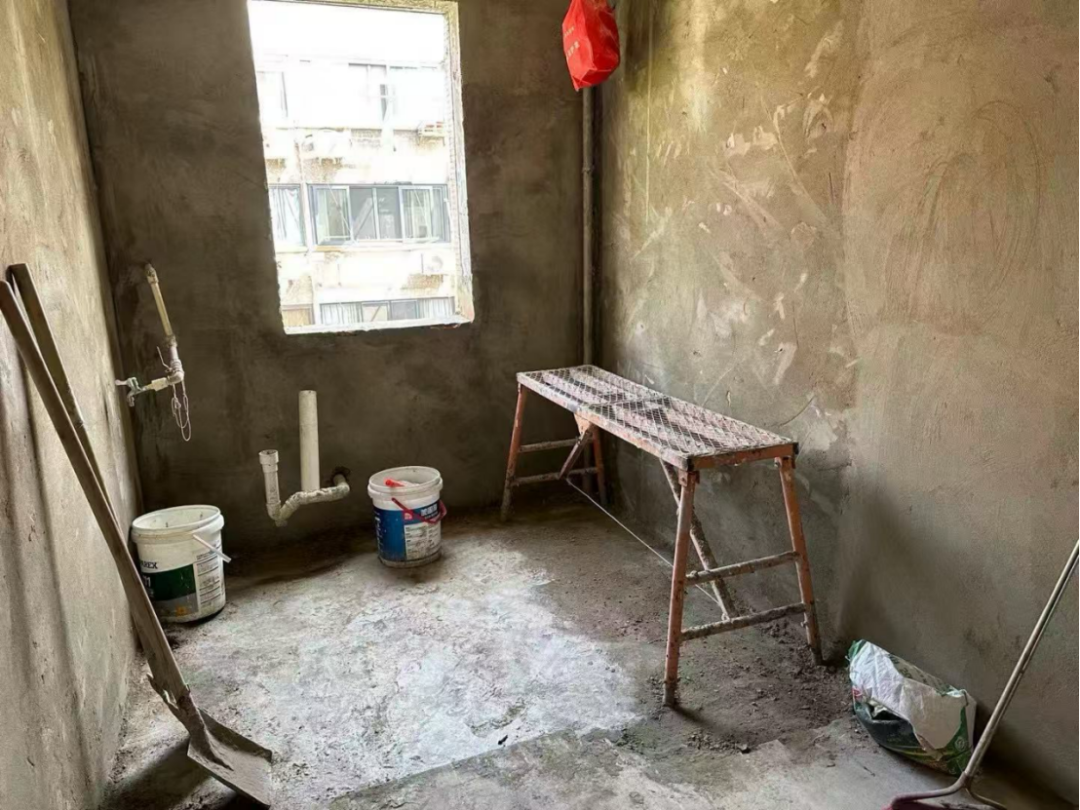 面对新房的高房价,年轻人选择改造老破小。(图/受访者提供)