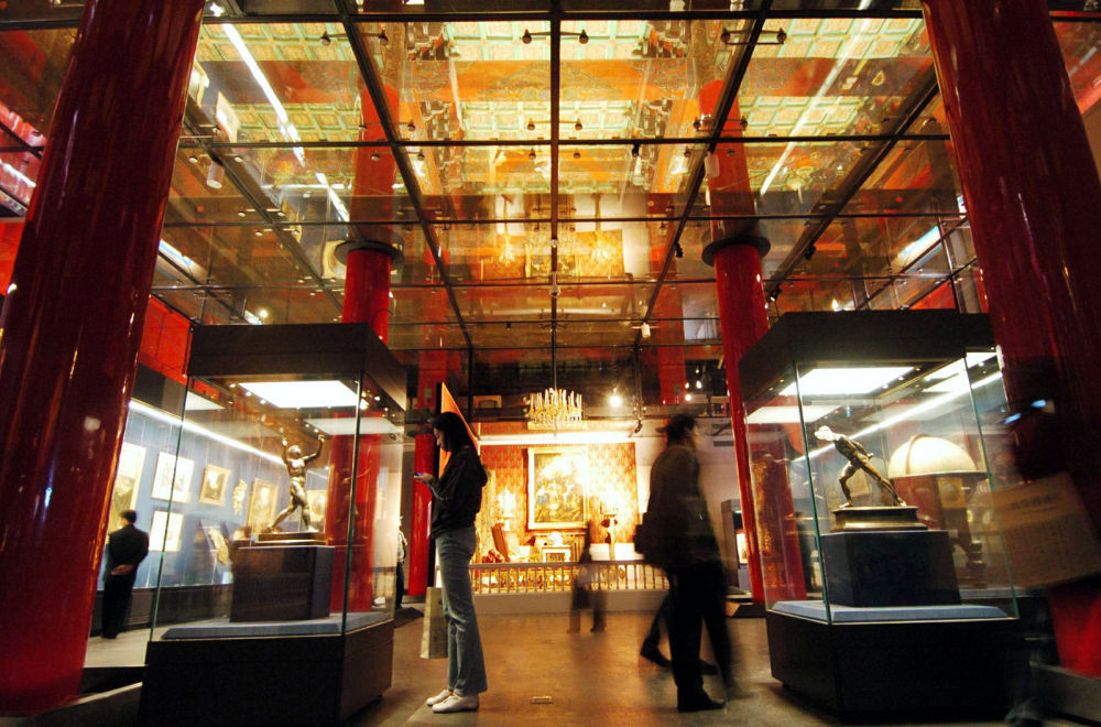 2005年/“法国凡尔赛宫珍品特展”/摄影:王建华