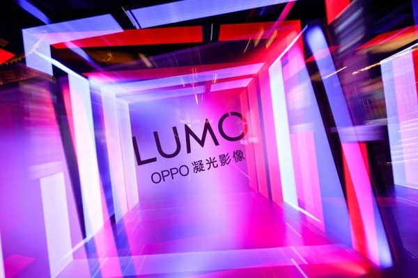 OPPO Find X8 Ultra超光影五摄黑科技加持,全能旗舰手机首选