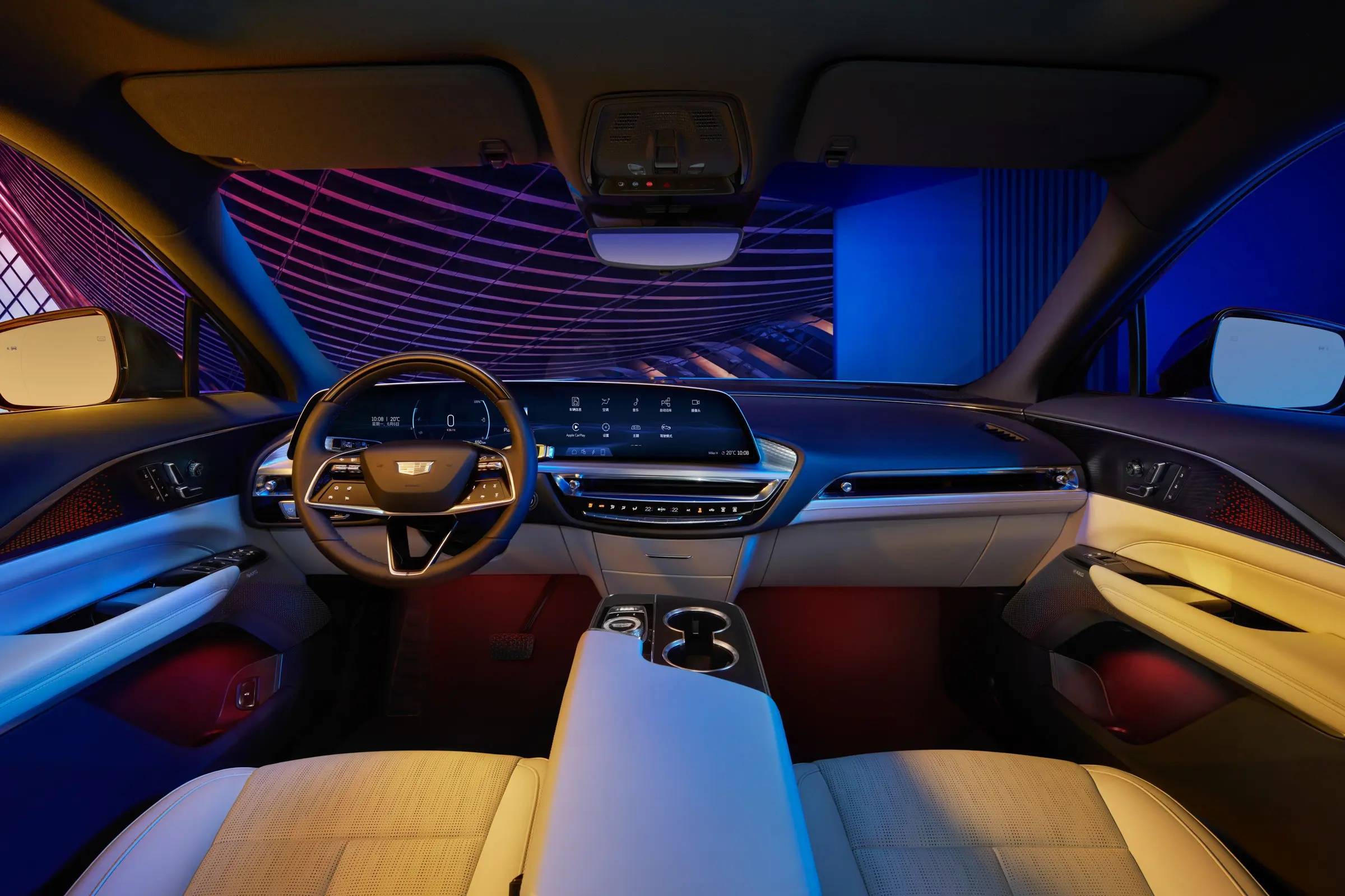 中杯 LYRIQ、大杯 VISTIQ、超大杯 ESCLADE IQ,凯迪拉克电动化主打以不变应万变