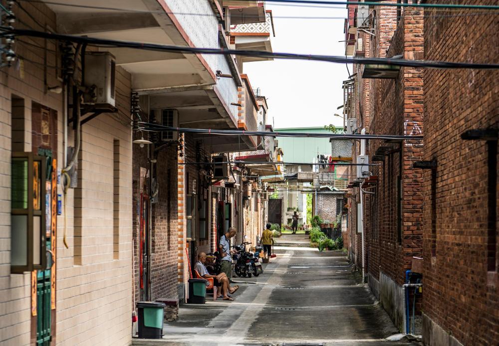 这是9月14日拍摄的塱头村新村,巷子干净整洁。