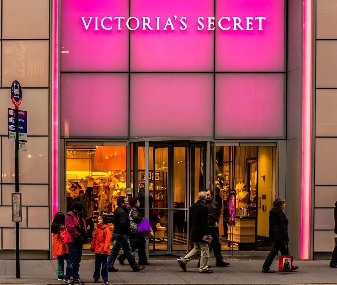 运动bra的市场革命,女性用身体投票