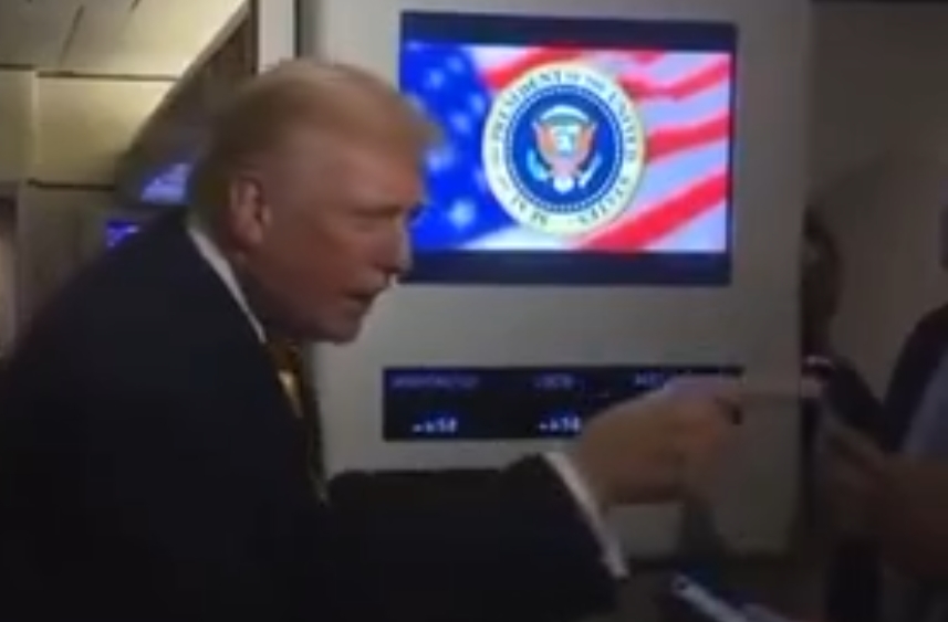 特朗普骂女记者“猪”