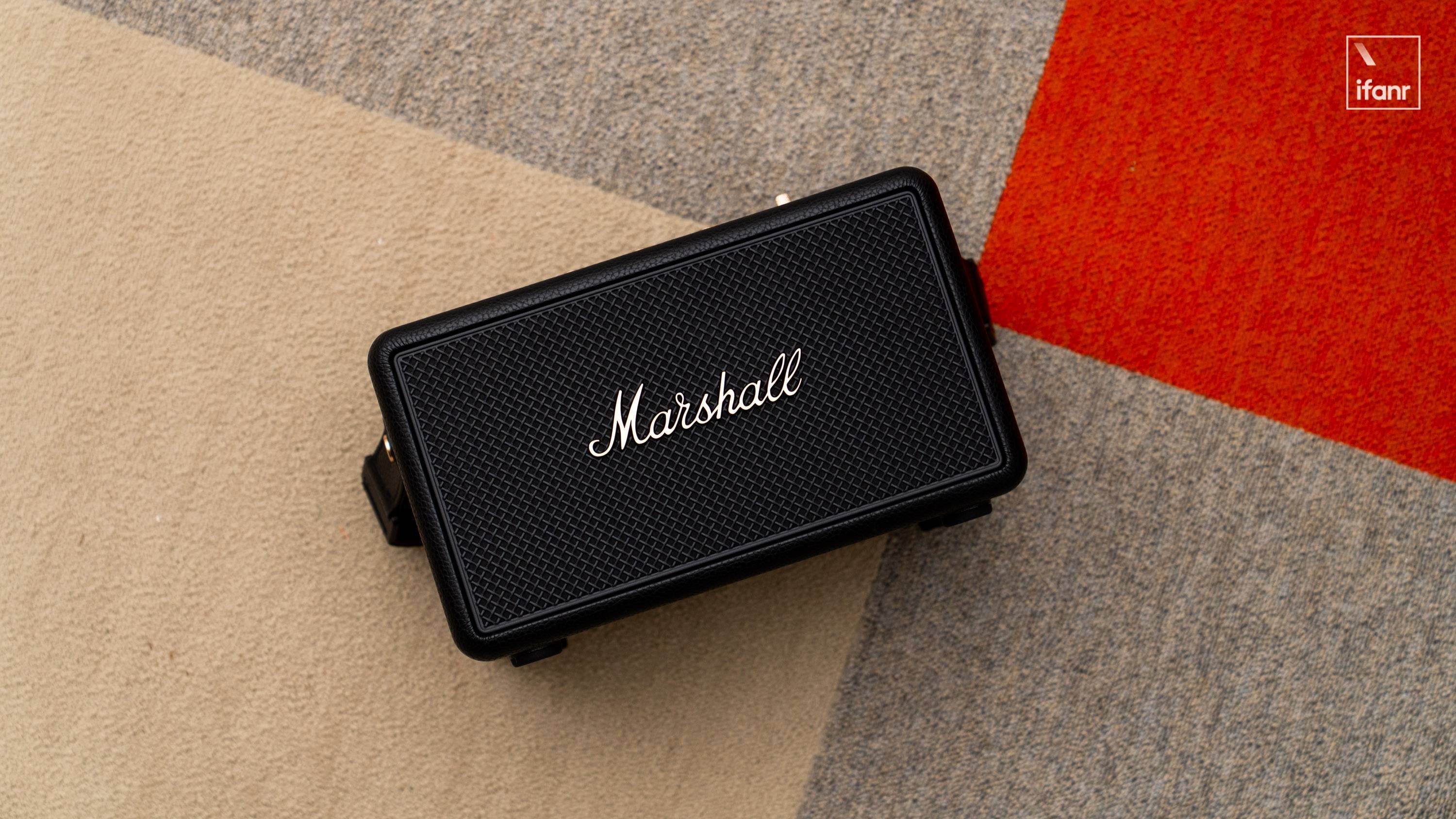 Marshall Kilburn III 体验:50 小时超长续航,在便携音箱属性下的一次踏实升级