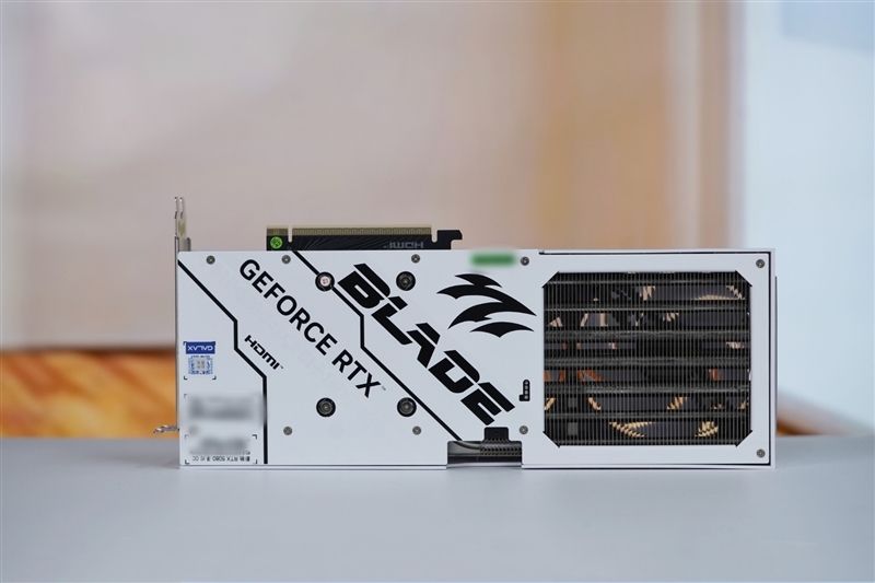 影驰GeForce RTX 5080圣刃OC显卡评测:小尺寸高性能 高端玩家完美之选