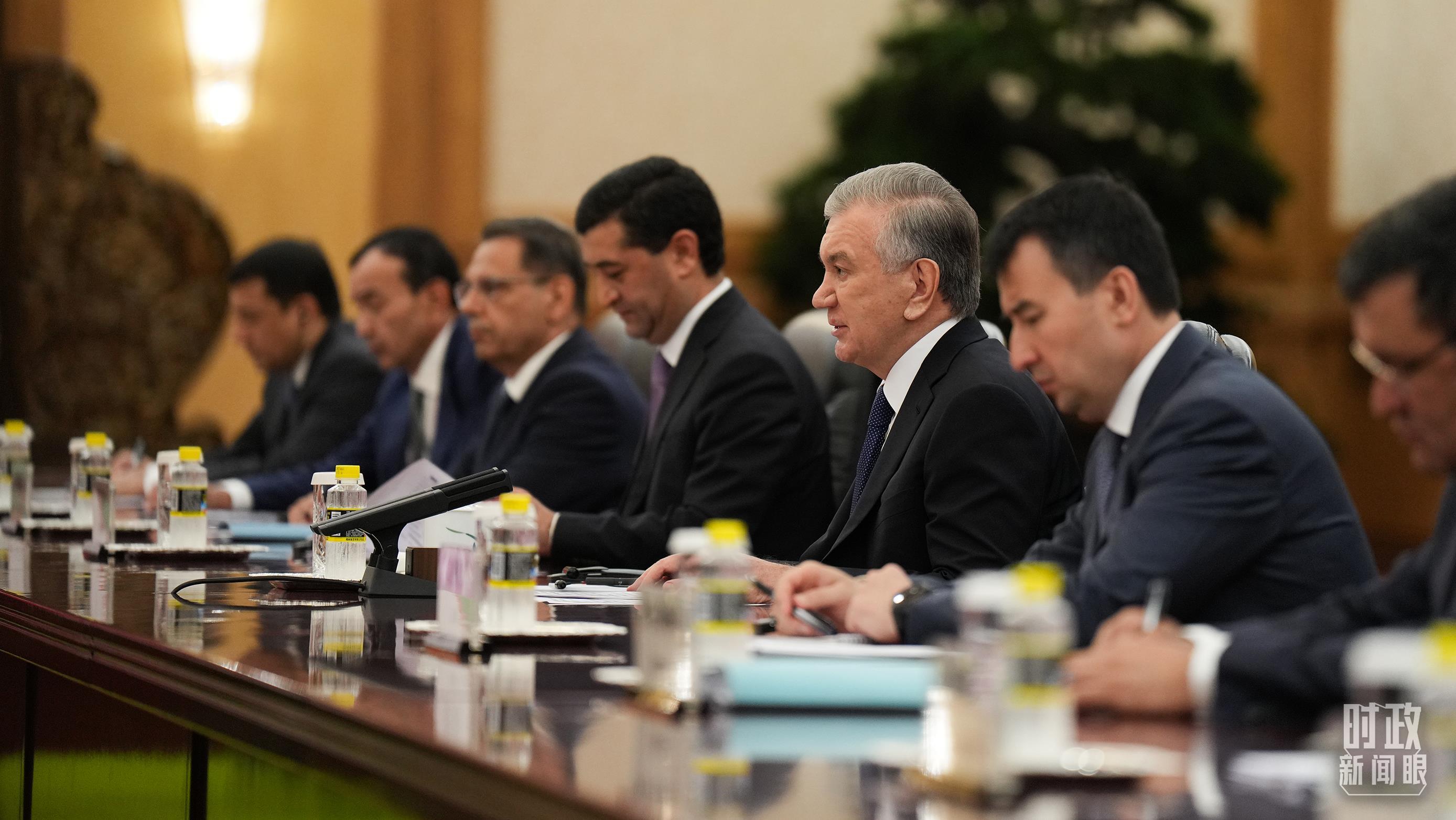 △乌兹别克斯坦总统米尔济约耶夫。（总台记者李晋拍摄）