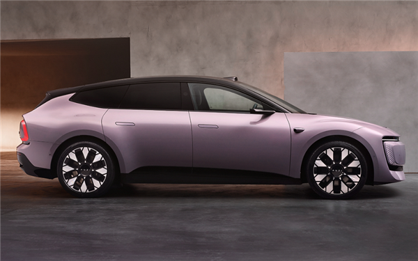 上汽奥迪联合打造!AUDI首款量产车E5 Sportback全球首发