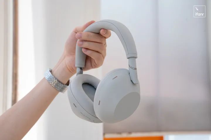 索尼 WH-1000XM6 评测:迟到三年,但索尼还是索尼