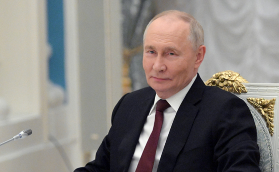 普京11月28日在交流现场的画面 图源:克里姆林宫网站