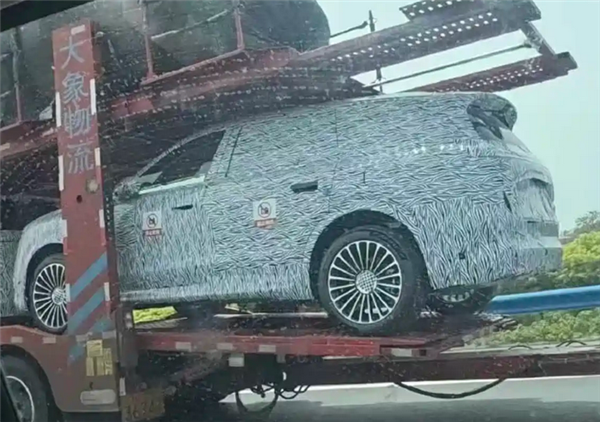 采用大哥M9同款设计!新款问界M7谍照曝光:首增纯电车型