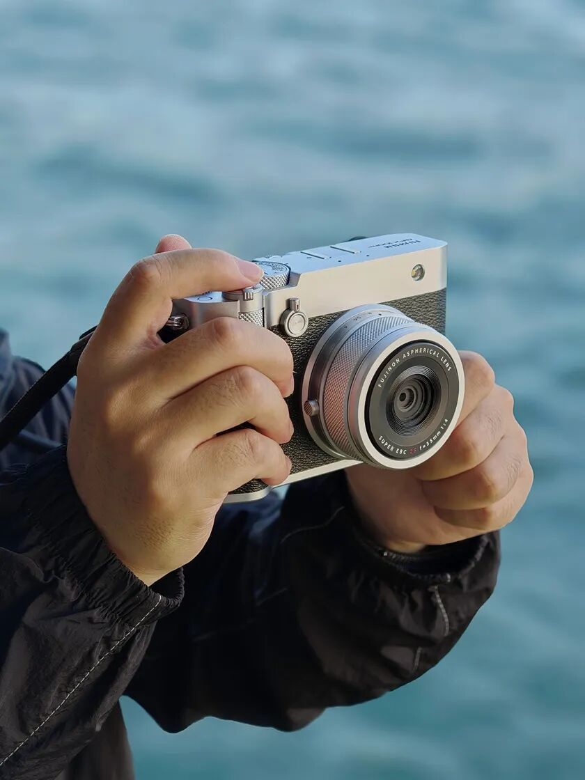 中画幅的街头革命:富士GFX100RF香港漫游