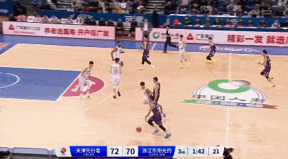 新归化启动!中国男篮也有自己的詹姆斯,这球风太残暴了,不输字母哥