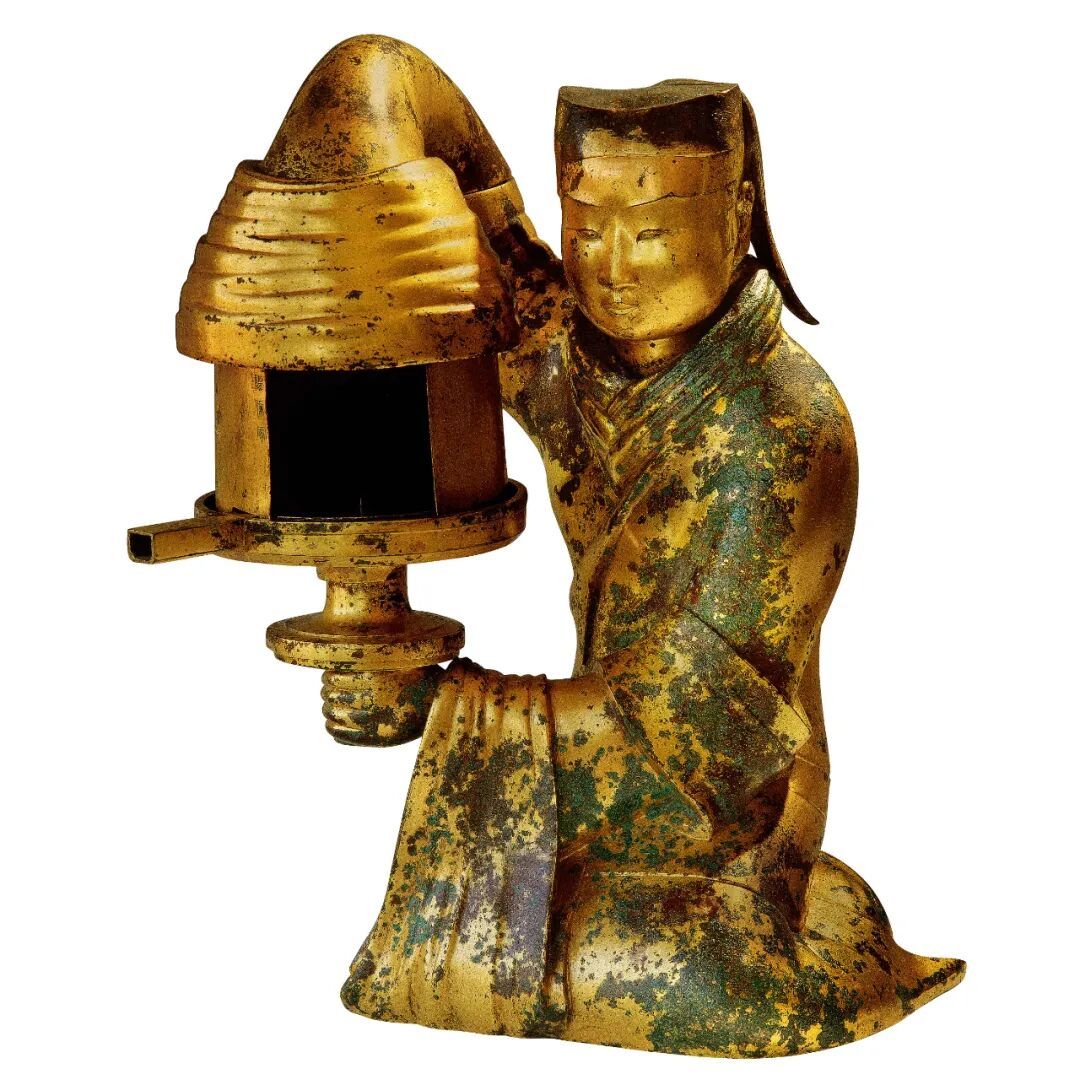 长信宫灯本版供图/河北博物院