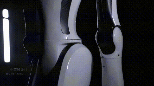 清华校友打造人形机器人最靓小腰精!商场擦鞋熊猫陪玩,订单爆棚