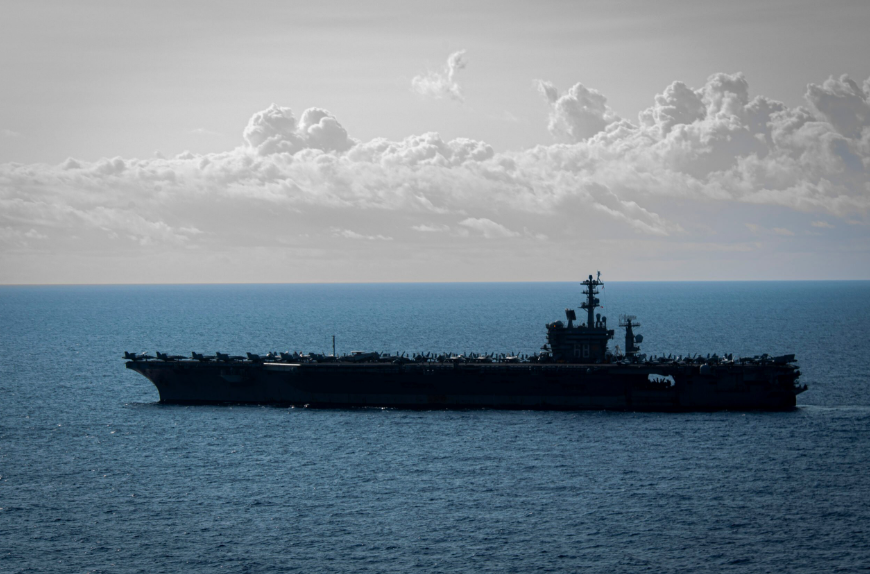 在南海地区的“尼米兹”号航母社交媒体