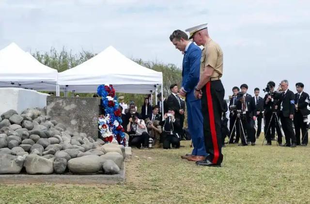 (美防长怂恿日本自卫队发扬“武士道精神”对抗中国)