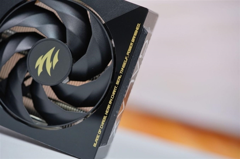影驰RTX 5060魔刃显卡评测:SSF-Ready甜点 小型机箱也有不错的游戏性能