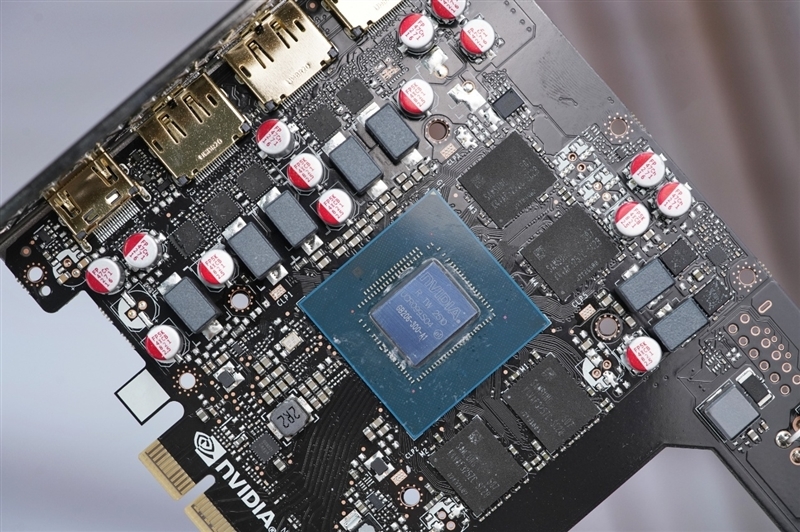 映众RTX 5060 Ti曜夜16GB显卡评测:小巧简约 DLSS 4表现亮眼