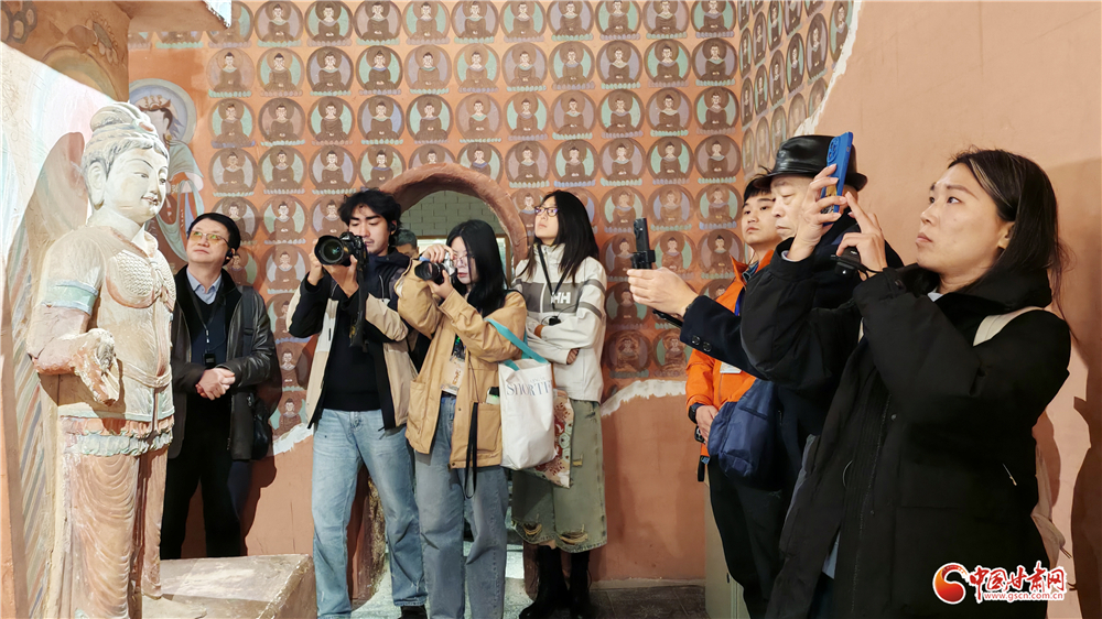 【中甘特稿】何以中国·壁画里的中国丨丹青载道 壁上华章