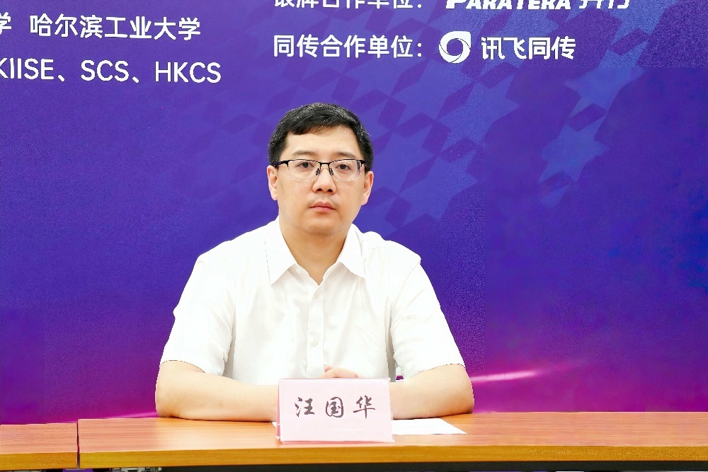 马斯克最新访谈：星链手机2年后上市，25年内实现火星移民