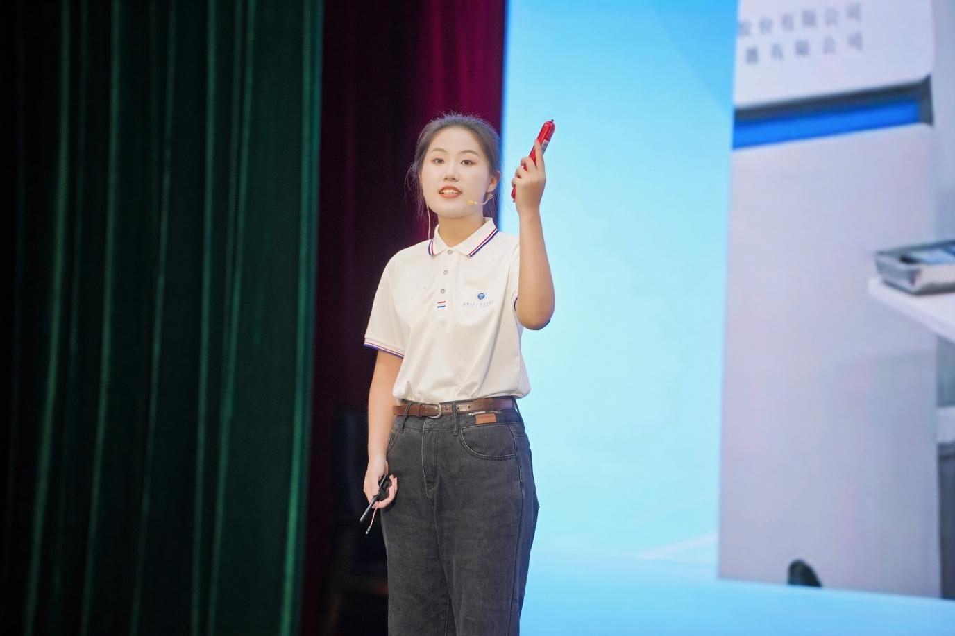 江汉大学2024级研究生张淑童现场分享。