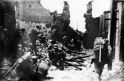 为了民族解放与世界和平