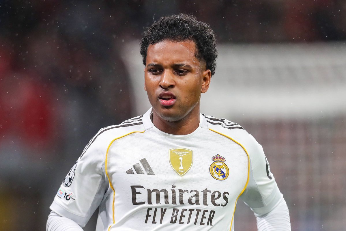 德天空：热刺与罗德里戈的转会传闻不实，球员的薪资太高