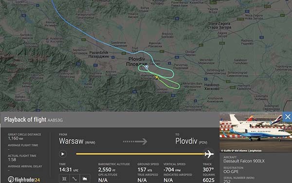 “Flightradar24”网站发布的飞行数据 社交媒体