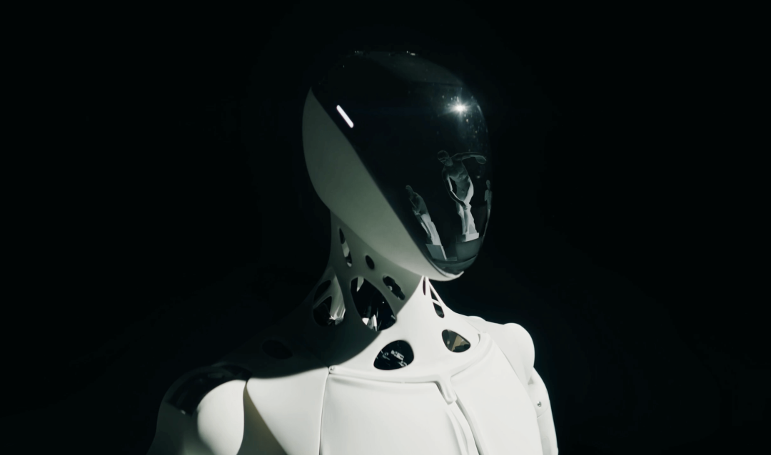 小鹏押注“造人”新船票