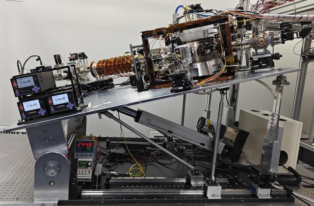 160亿年仅误差1秒,我国光晶格钟主要性能达到世界领先水平