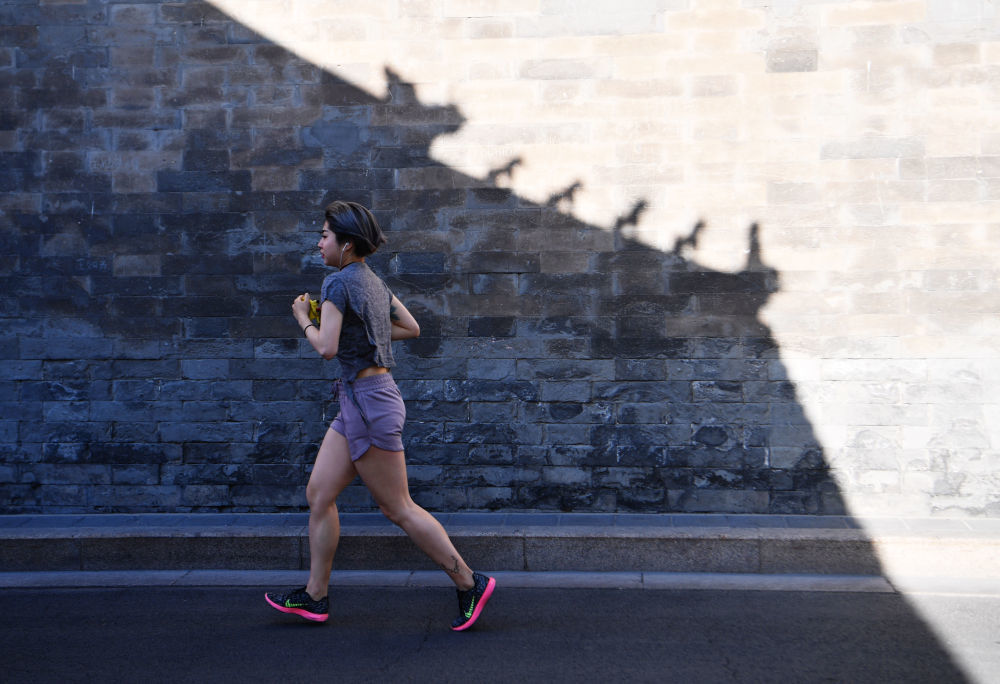 2017年/故宫外跑步/摄影:金良快