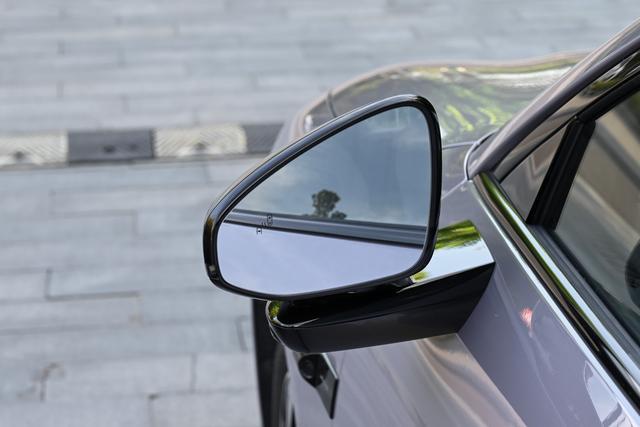 涵盖辅助驾驶/座舱/语音等,小鹏MONA M03推送第九次OTA升级