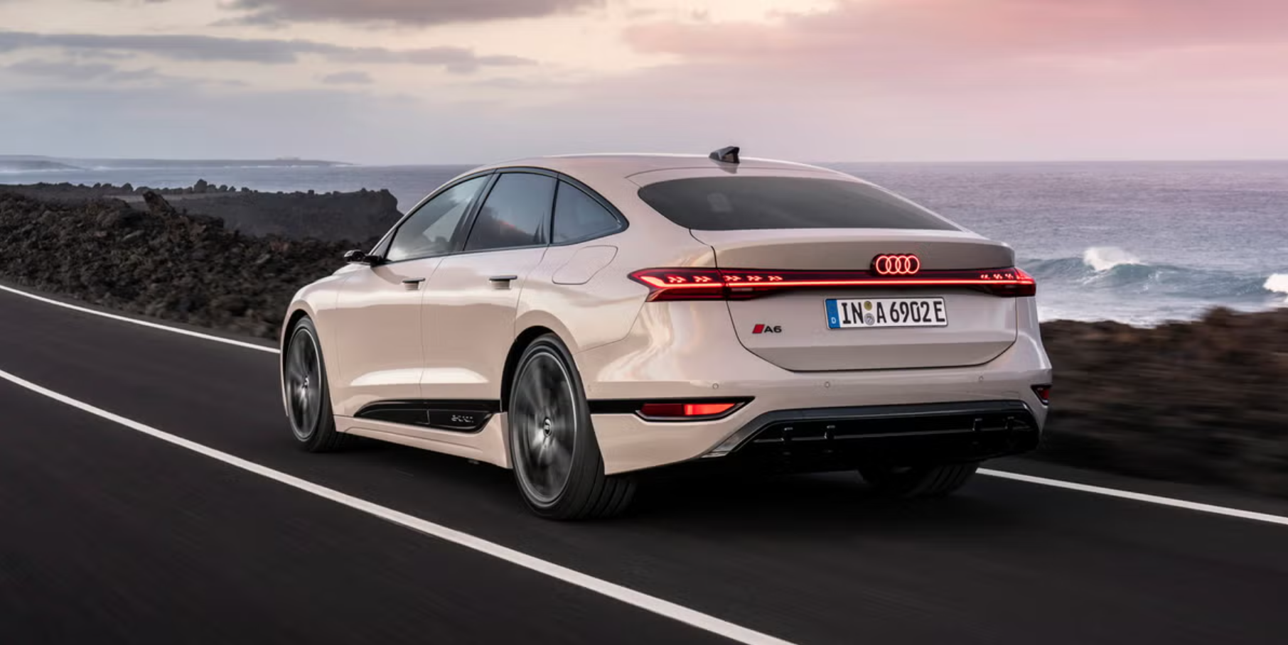 奥迪主动步入泥潭,这是一场破釜沉舟的翻身仗