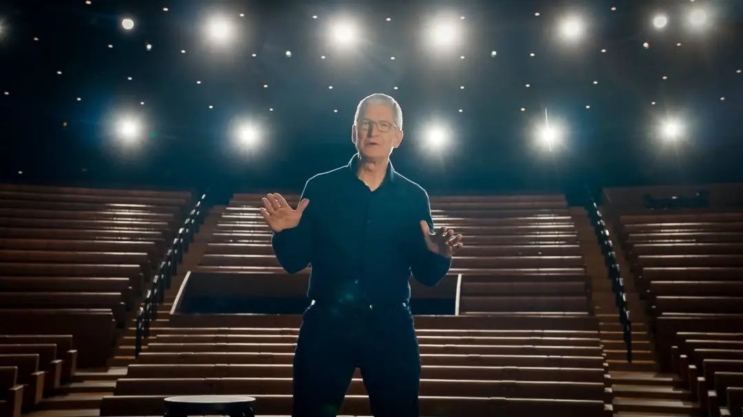 库克罕见打鸡血:AI 革命属于苹果