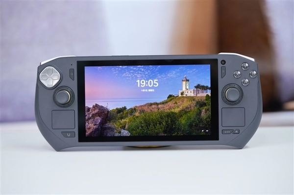 畅玩3A游戏大作,索泰ZONE游戏掌机图赏