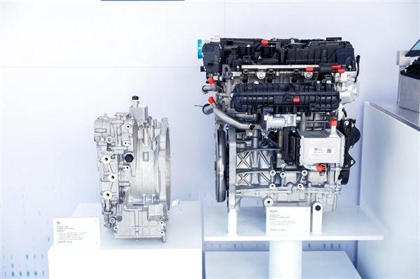 华为自研P1电机实物首次曝光： 发电功率密度高于行业10% 150km/h高速巡航不亏电