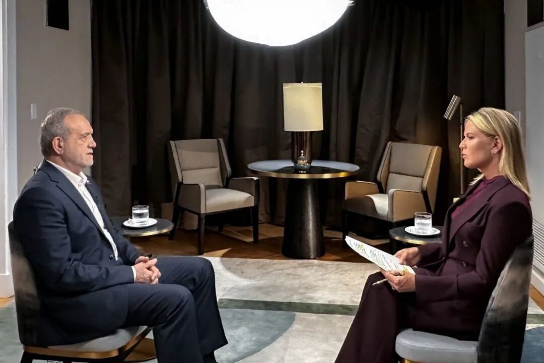 伊朗总统马苏德·佩泽希齐扬接受福克斯新闻采访。