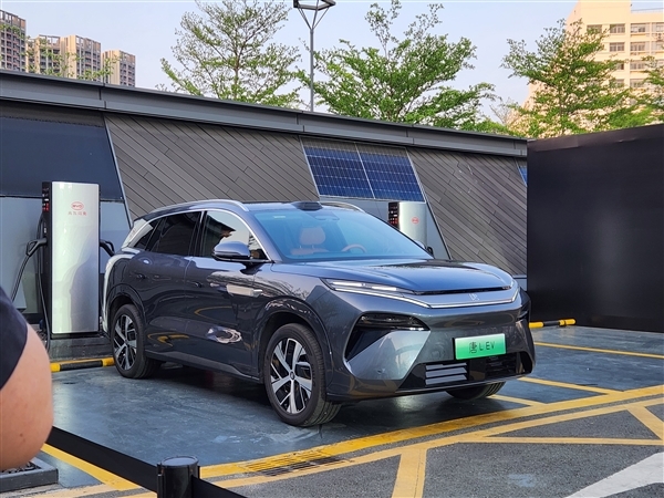 首发16项全球第一!动力最强家用SUV比亚迪唐L上市:22.98万起