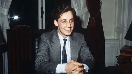 MAIRE (1983) Premier succès politique pour le jeune Nicolas Sarkozy qui devient, à 28 ans seulement, maire de Neuilly-sur Seine. (PIERRE VERDY / AFP)