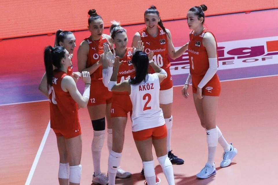 新一届中国女排即将亮相!朱婷李盈莹缺席,北京站成绩将会如何?