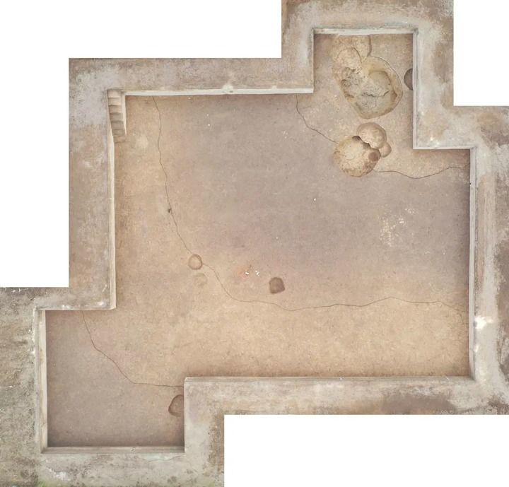 △寺洼遗址“围壕”西南角内侧拐角。（寺洼遗址联合考古队供图）